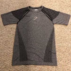 Men’s never worn M shirt